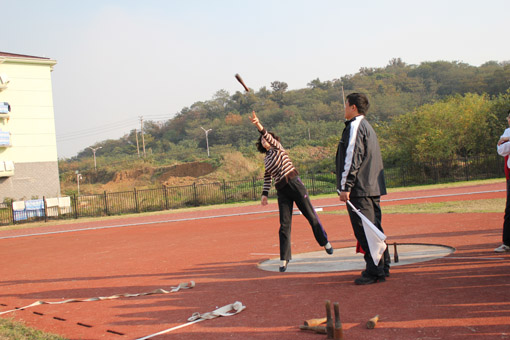 第41届学校运动会后勤运动员精彩瞬间3